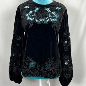 Y2K EXPRESS Black Velvet Laser Cutout Balloon Sleeve Top (Size S)